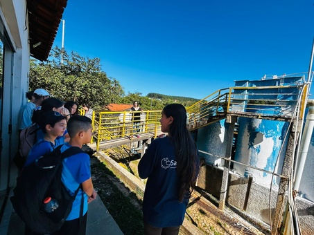 PROGRAMA DE EDUCAÇÃO AMBIENTAL DA SANEOURO ATINGE RECORDE  DE ESTUDANTES ALCANÇADOS