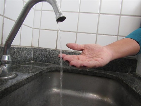 POR DENTRO DO SANEAMENTO BÁSICO: DICAS DE VERIFICAÇÃO DE FALTA DE ÁGUA