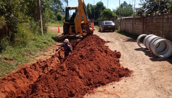 SANEOURO IMPLANTA REDES DE ESGOTO EM SANTO ANTÔNIO DO LEITE